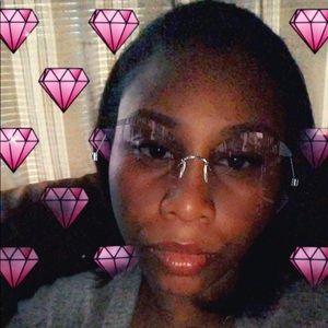 Meet your Posher, Larhonda